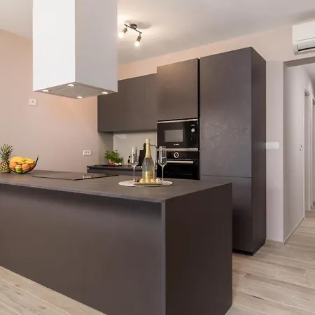Hana Apartment